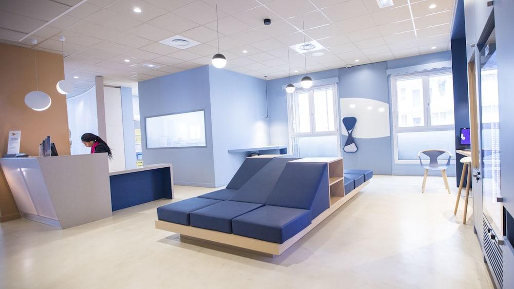 Ibis Styles Toulon Centre Port Otel Dış mekan fotoğraf