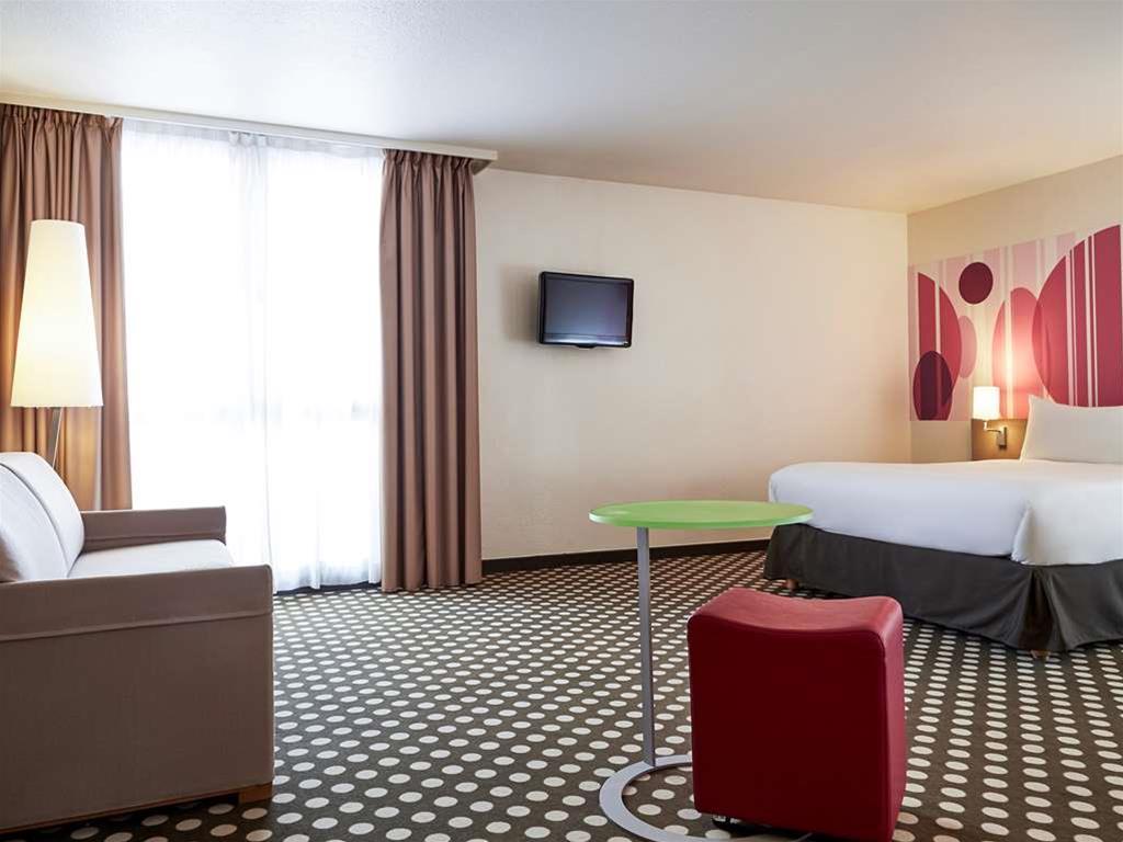 Ibis Styles Toulon Centre Port Otel Dış mekan fotoğraf