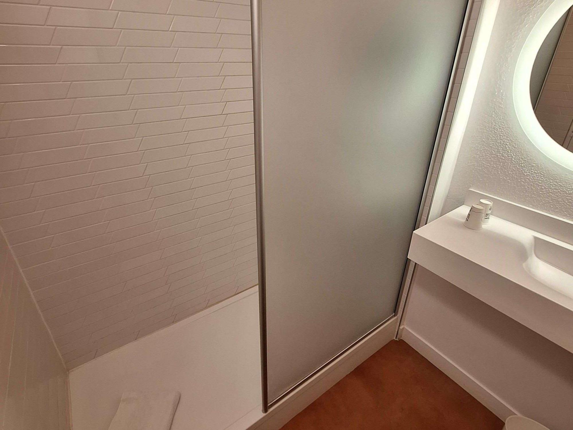 Ibis Styles Toulon Centre Port Otel Dış mekan fotoğraf