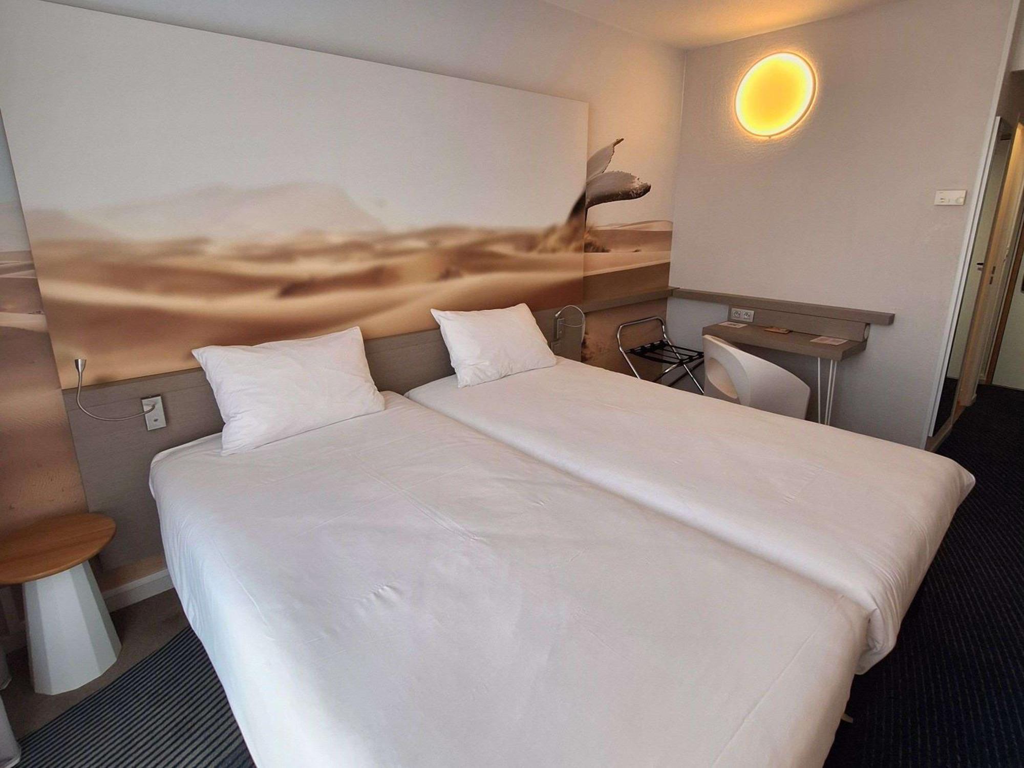 Ibis Styles Toulon Centre Port Otel Dış mekan fotoğraf